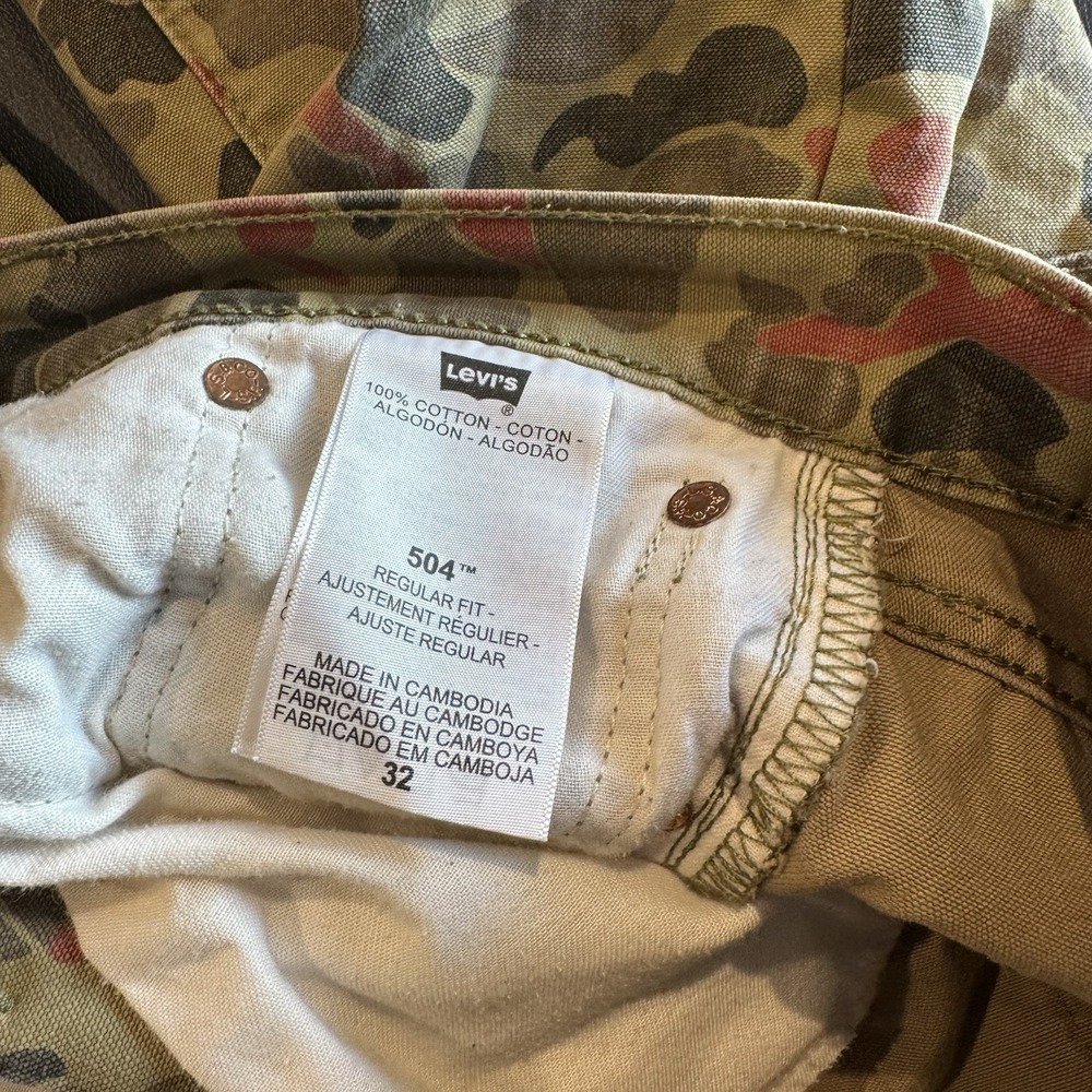 Levi's 504 Camo Shorts Mens 32 Regular Fit Orange Brown Camouflage Streetwear - Picture 5 of 6